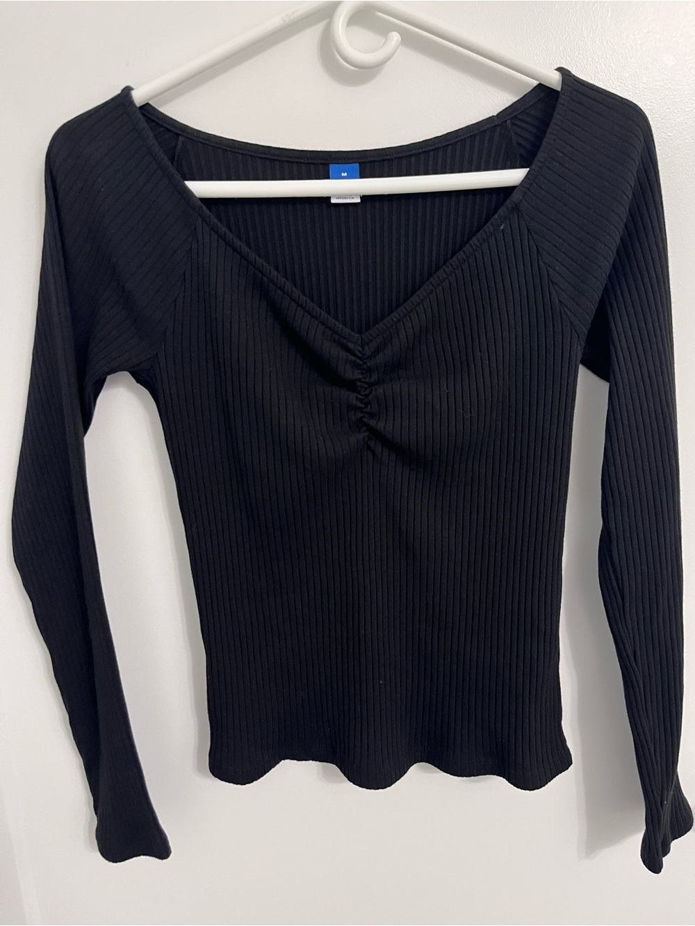 Old Navy Black Ribbed V-Neck Long Sleeve Top